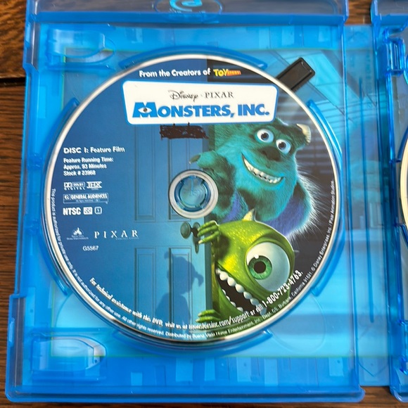 Blu-Ray Collections of Disney Pixar Monsters Inc and Monsters University - Picture 4 of 10
